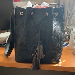Carolina Crowley Bucket Bag